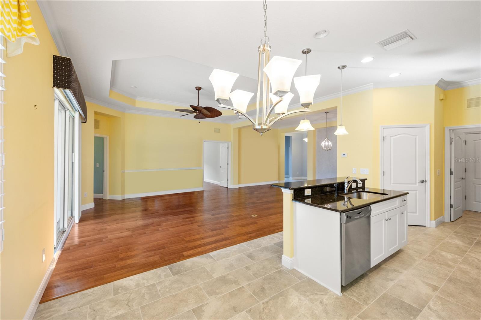 Image 19 of 48 For 14439 Stirling Drive