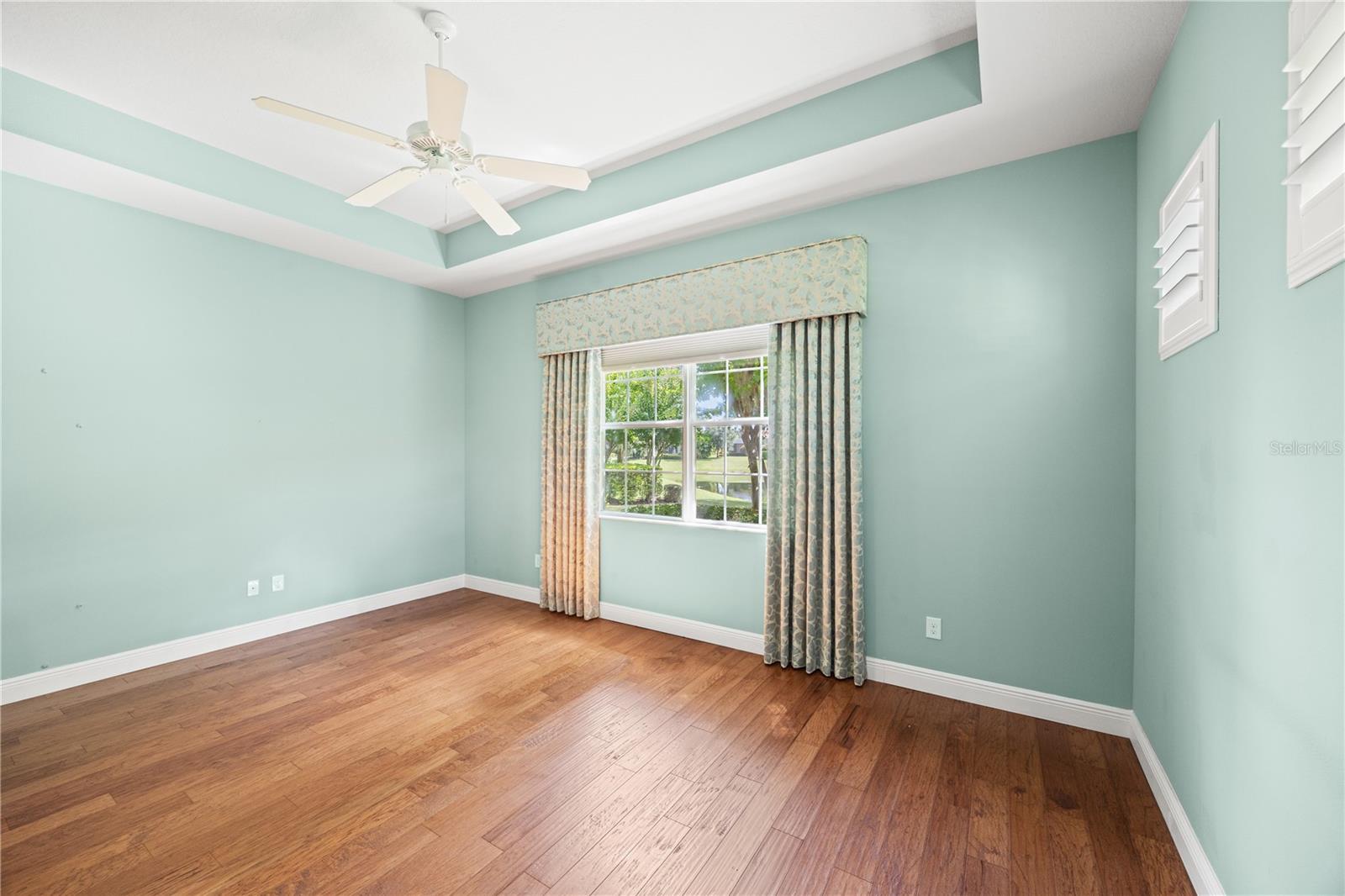 Image 27 of 48 For 14439 Stirling Drive