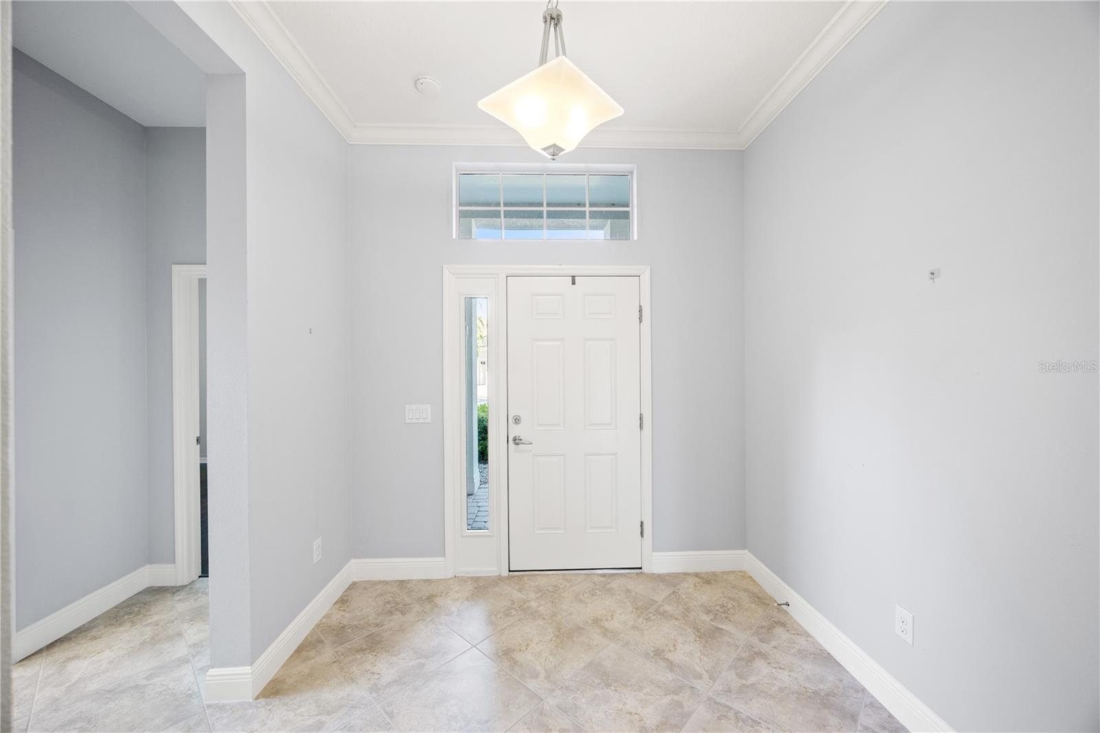 Image 5 of 48 For 14439 Stirling Drive