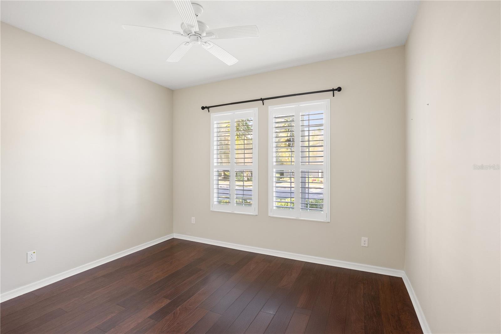 Image 8 of 48 For 14439 Stirling Drive