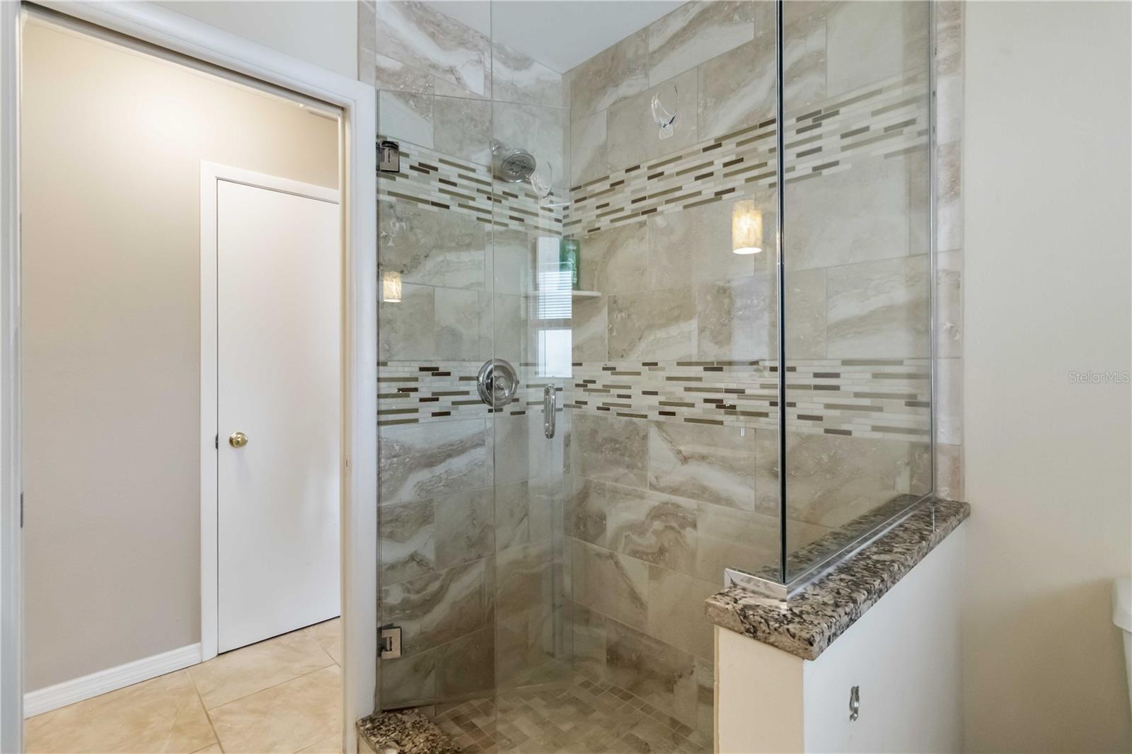 Image 33 of 54 For 800 4th Street