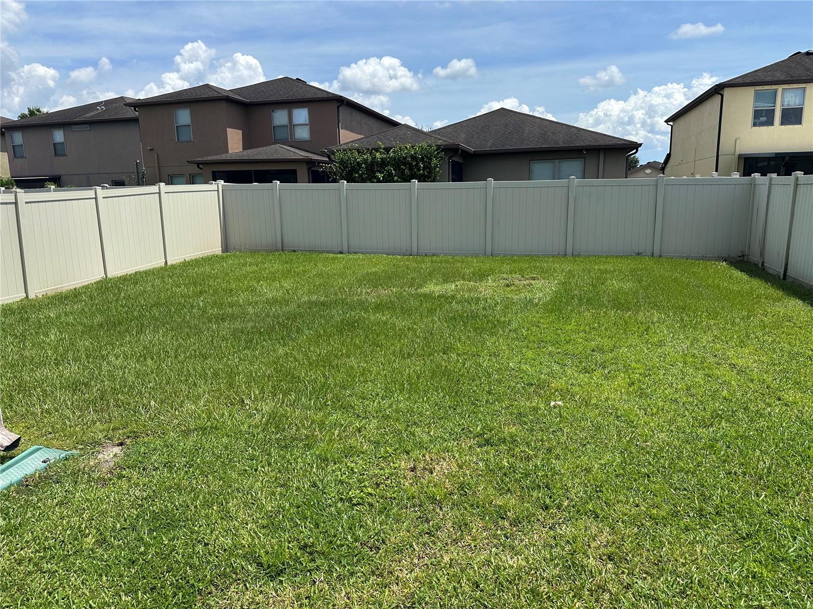 Image 4 of 26 For 6314 Yellow Buckeye Drive