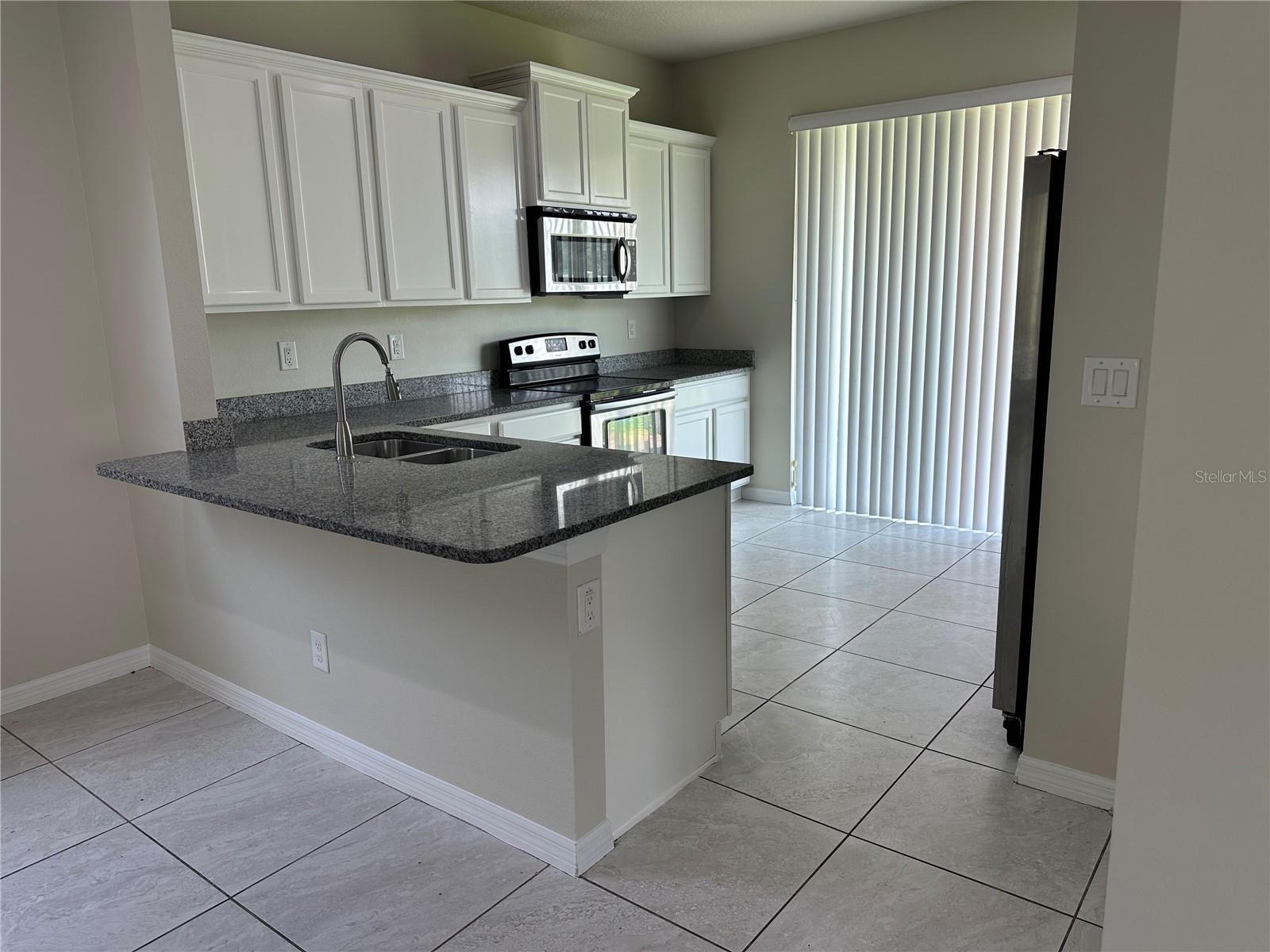 Image 7 of 26 For 6314 Yellow Buckeye Drive