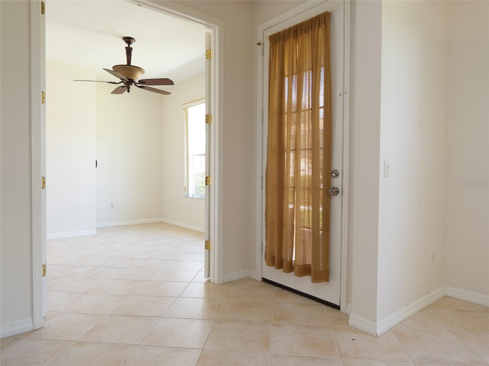 Image 10 of 36 For 2462 Magnolia Circle