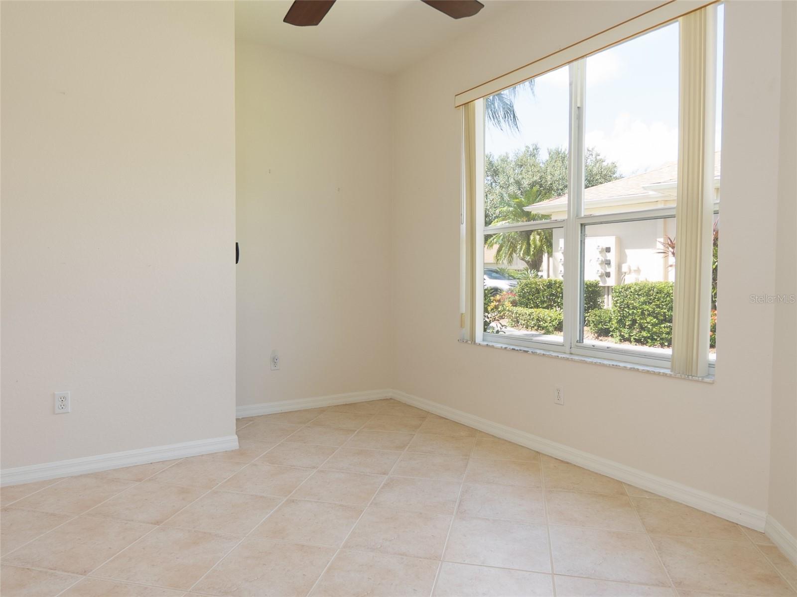 Image 16 of 36 For 2462 Magnolia Circle