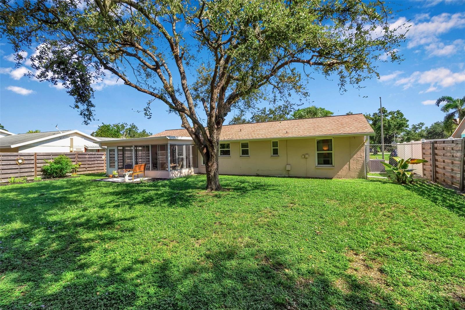 Image 23 of 30 For 6205 34th Avenue W