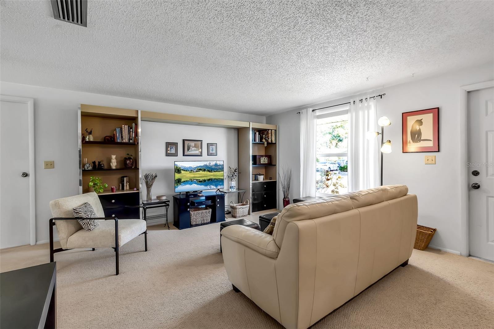 Image 4 of 30 For 6205 34th Avenue W
