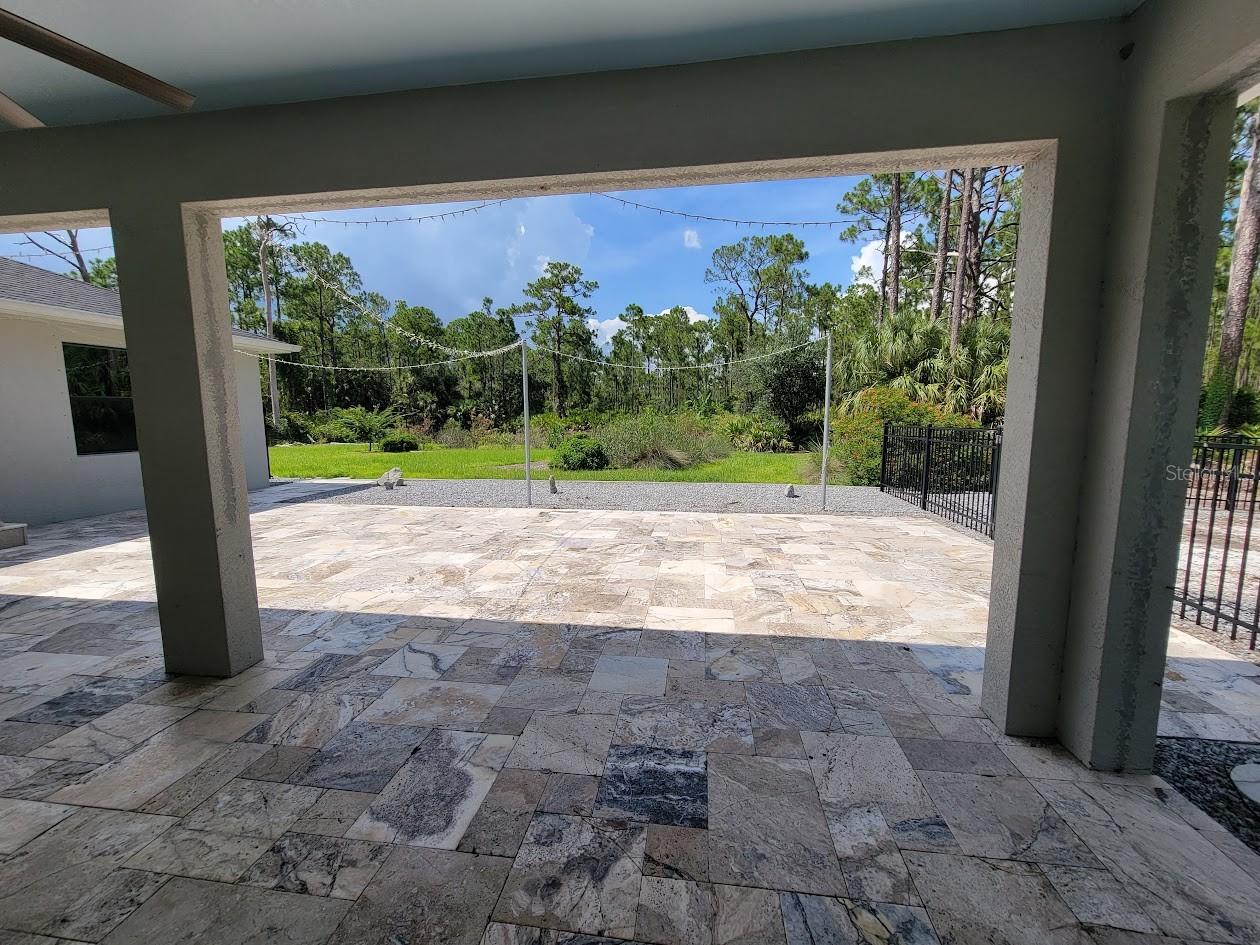 Image 28 of 35 For 8570 Tropicaire Boulevard