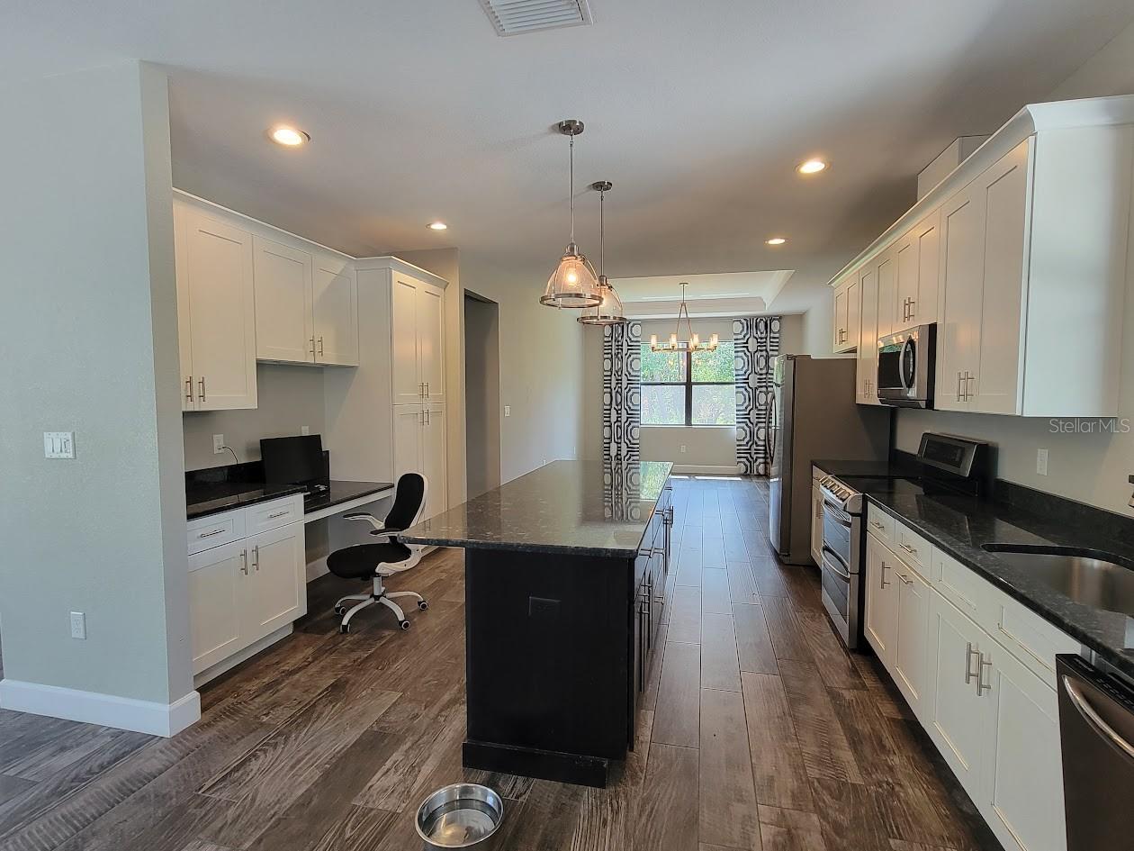 Image 4 of 35 For 8570 Tropicaire Boulevard