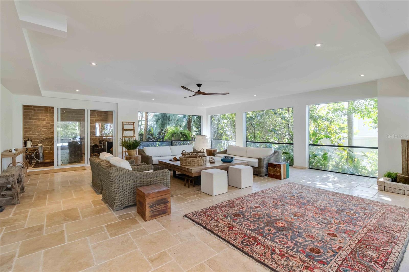 Image 10 of 96 For 3807 Bayside Drive
