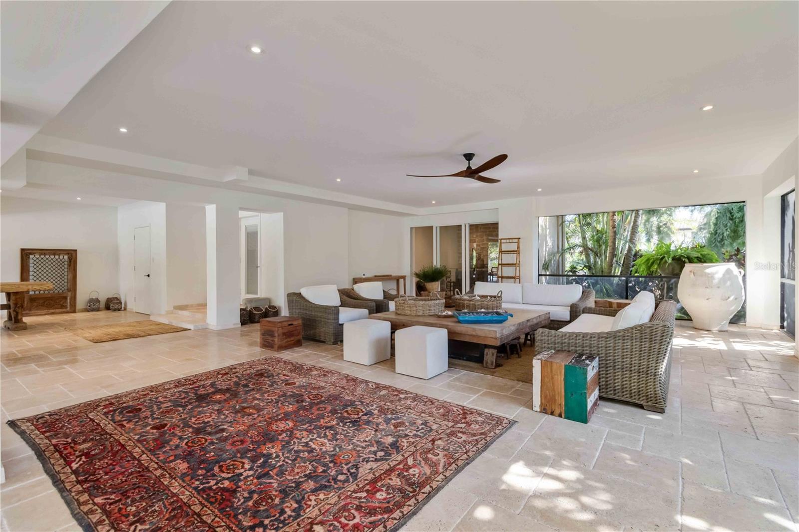 Image 11 of 96 For 3807 Bayside Drive