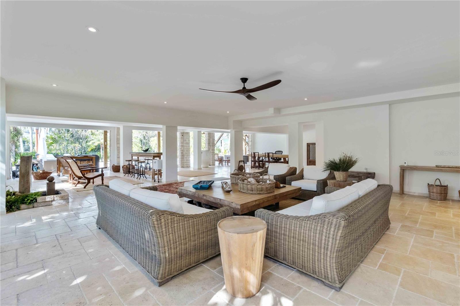 Image 12 of 96 For 3807 Bayside Drive