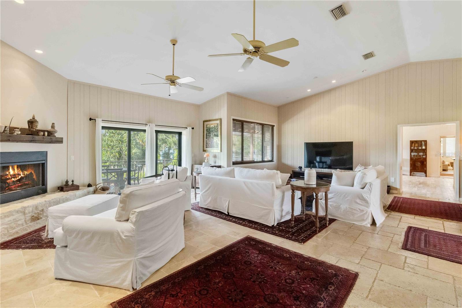 Image 58 of 96 For 3807 Bayside Drive