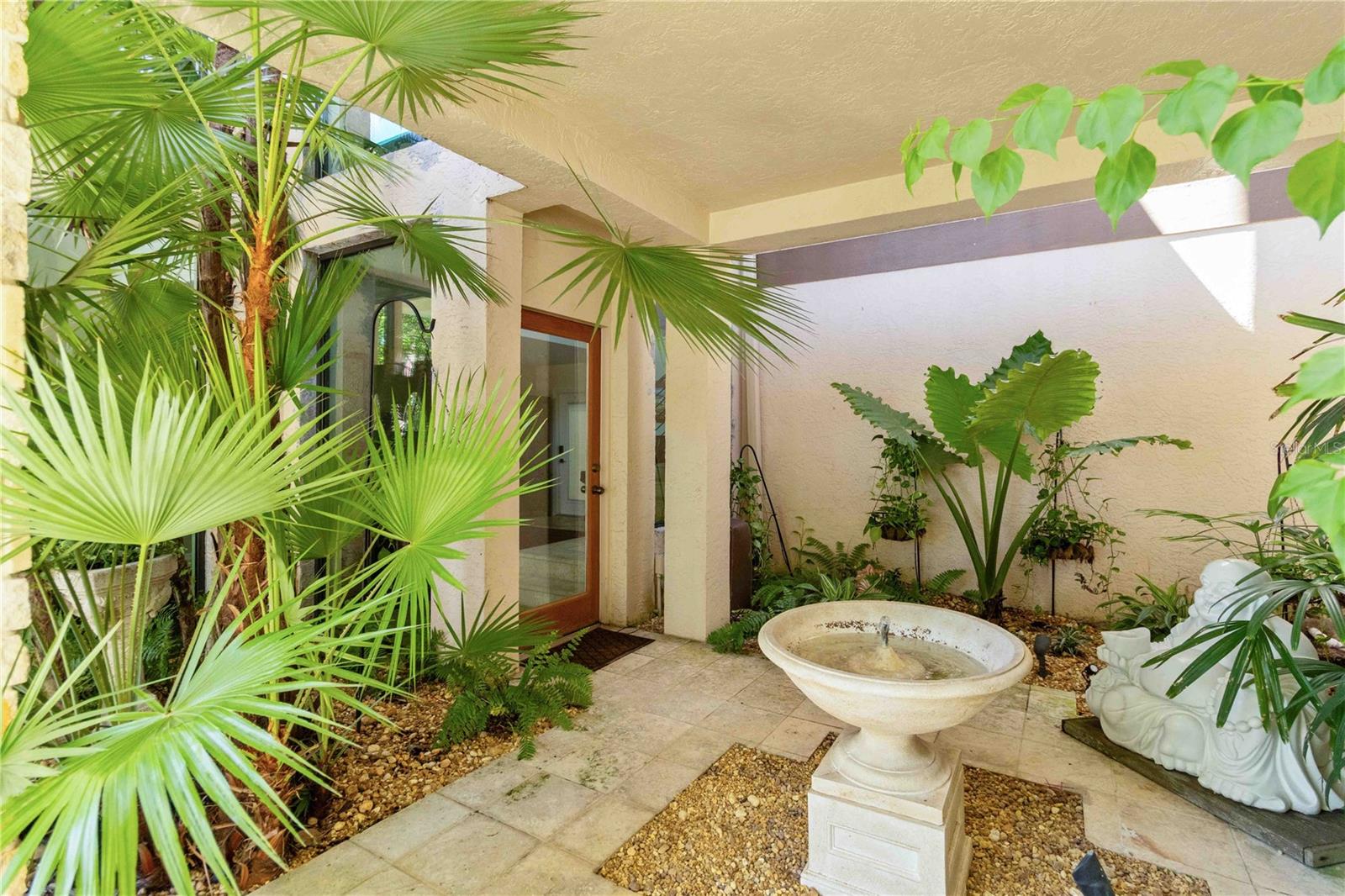 Image 6 of 96 For 3807 Bayside Drive