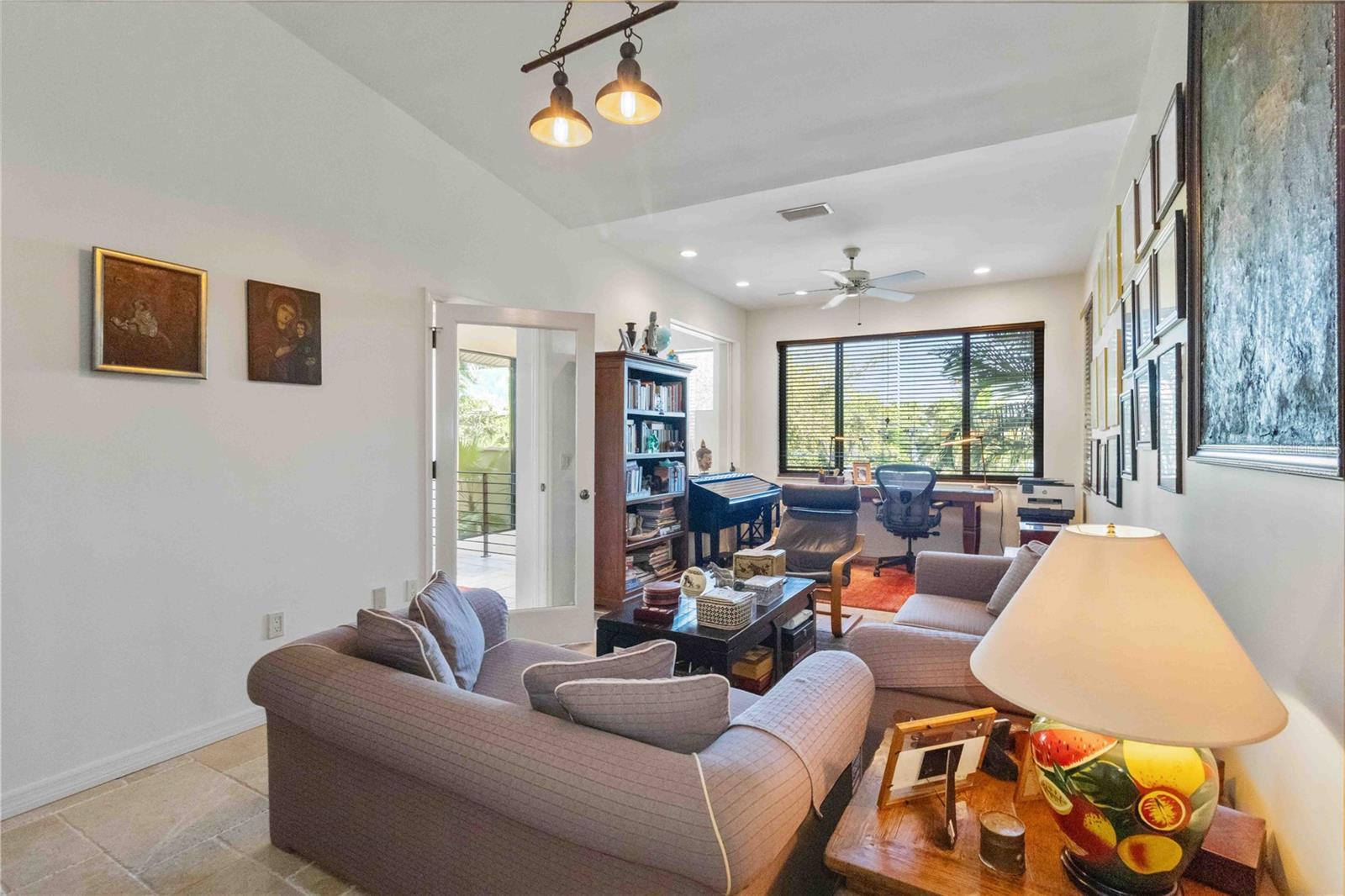 Image 67 of 96 For 3807 Bayside Drive