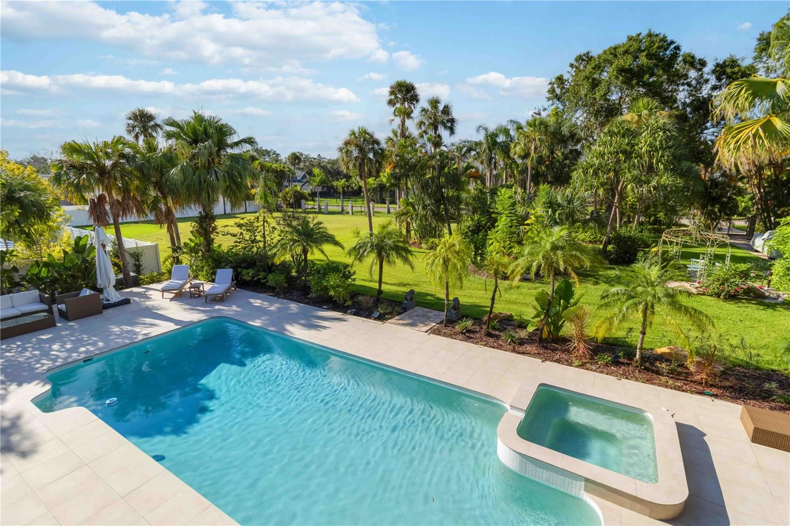 Image 76 of 96 For 3807 Bayside Drive