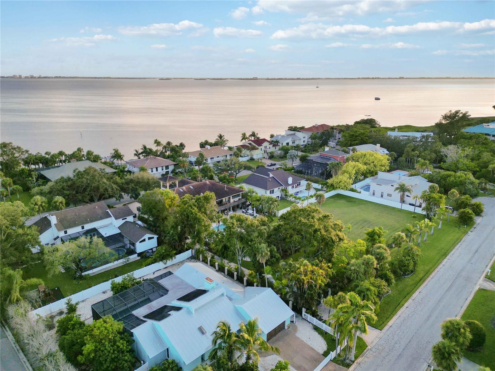 Image 88 of 96 For 3807 Bayside Drive