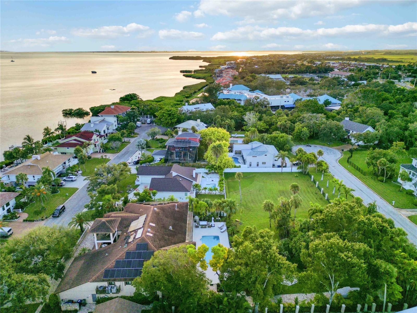 Image 92 of 96 For 3807 Bayside Drive