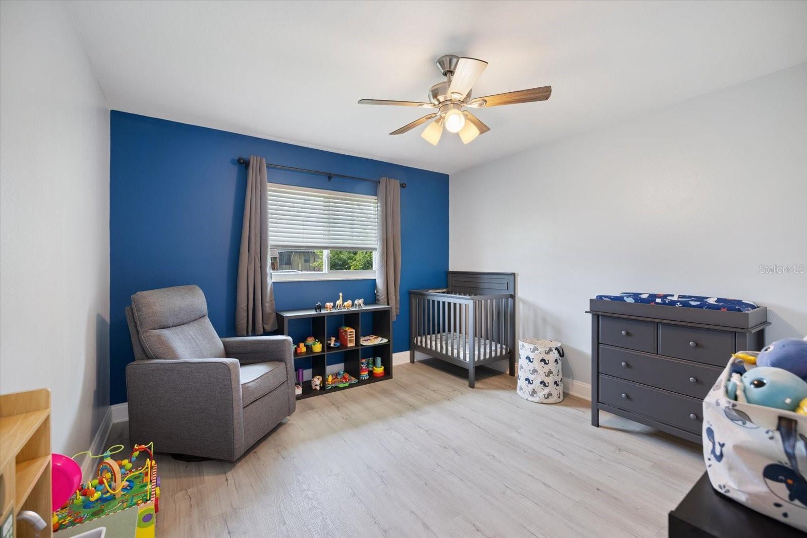 Image 32 of 53 For 22285 Columbus Avenue