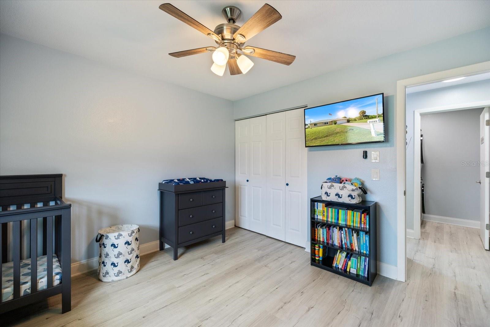 Image 34 of 53 For 22285 Columbus Avenue