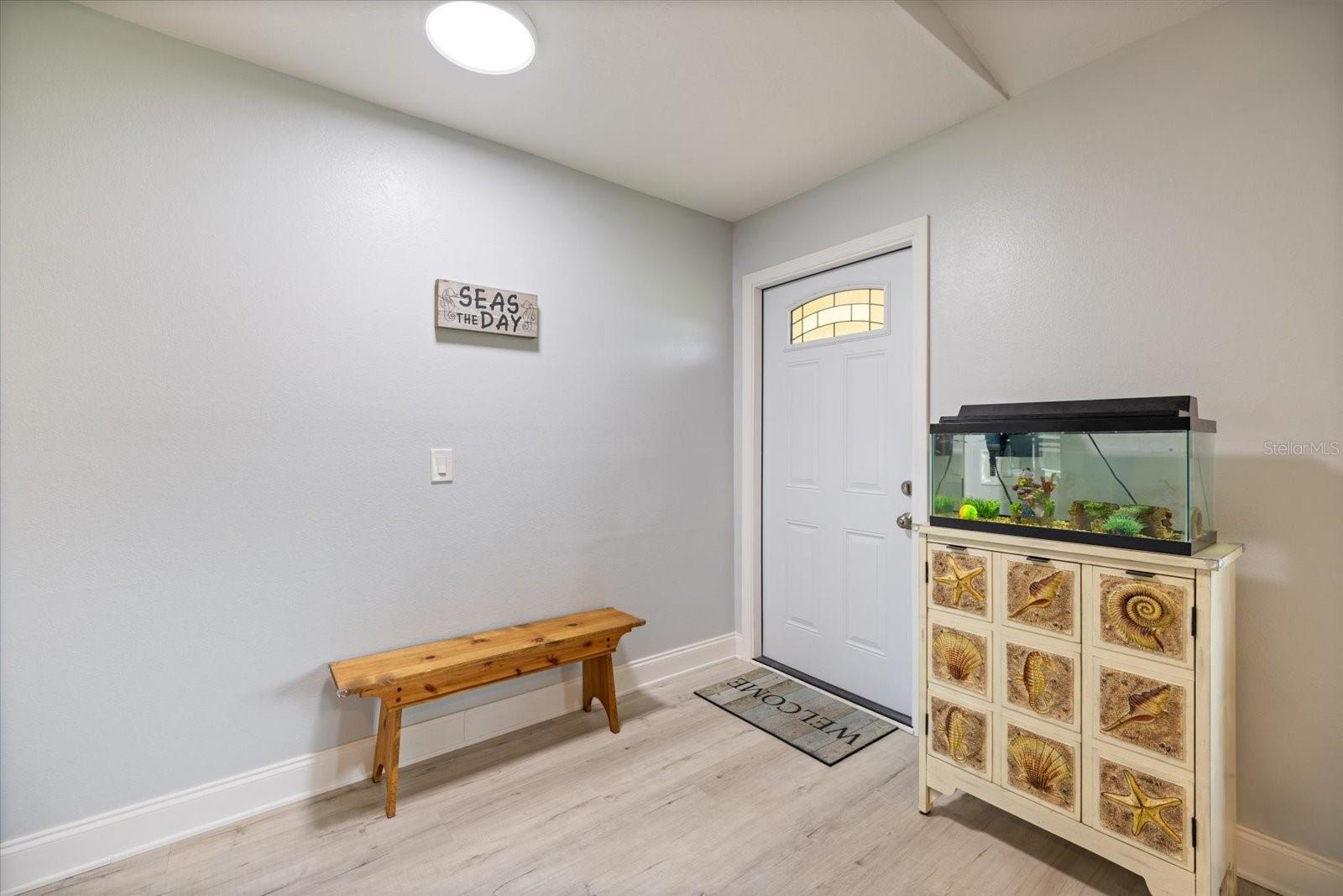 Image 40 of 53 For 22285 Columbus Avenue