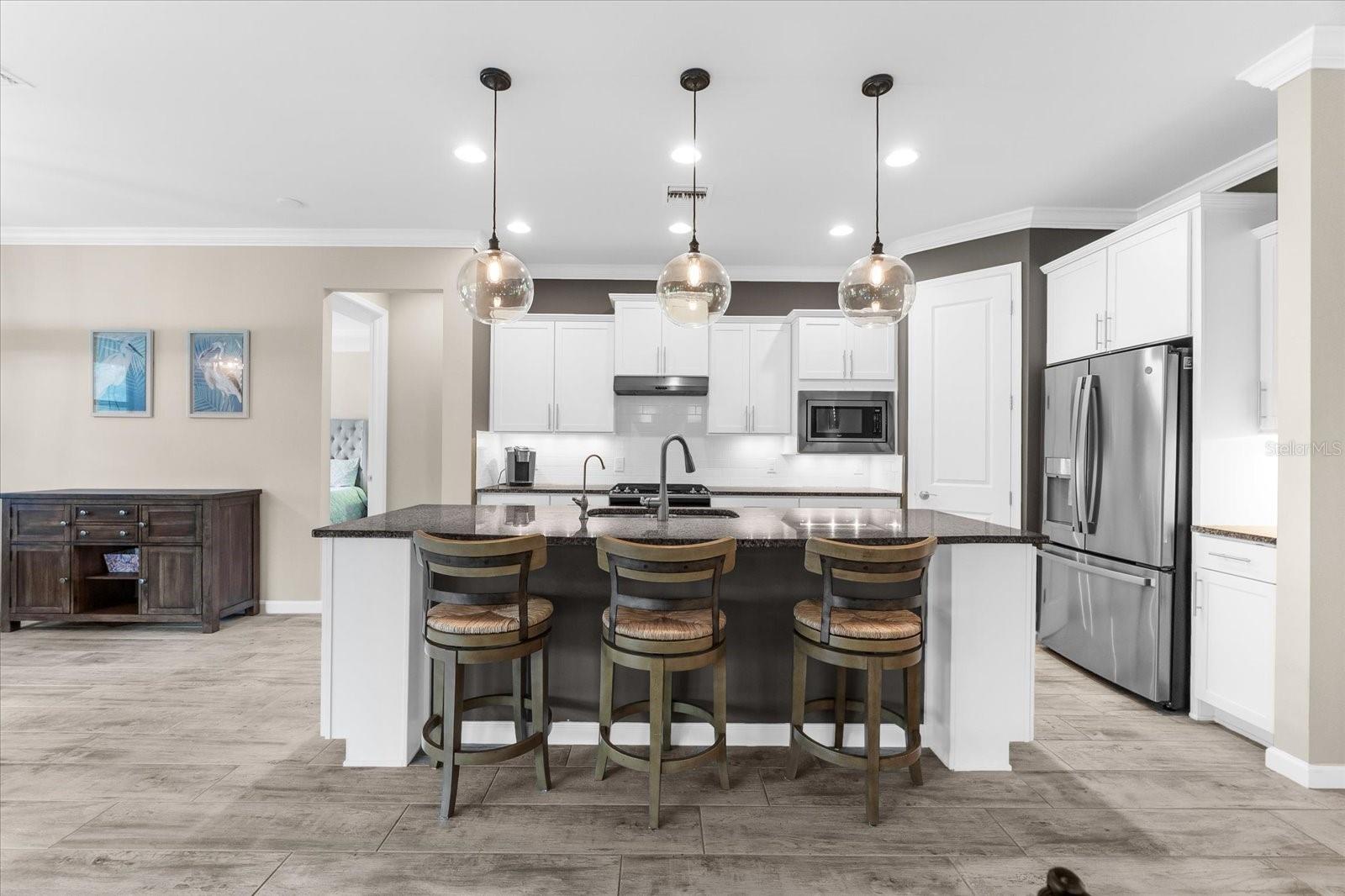 Image 18 of 95 For 17210 Seaford Way