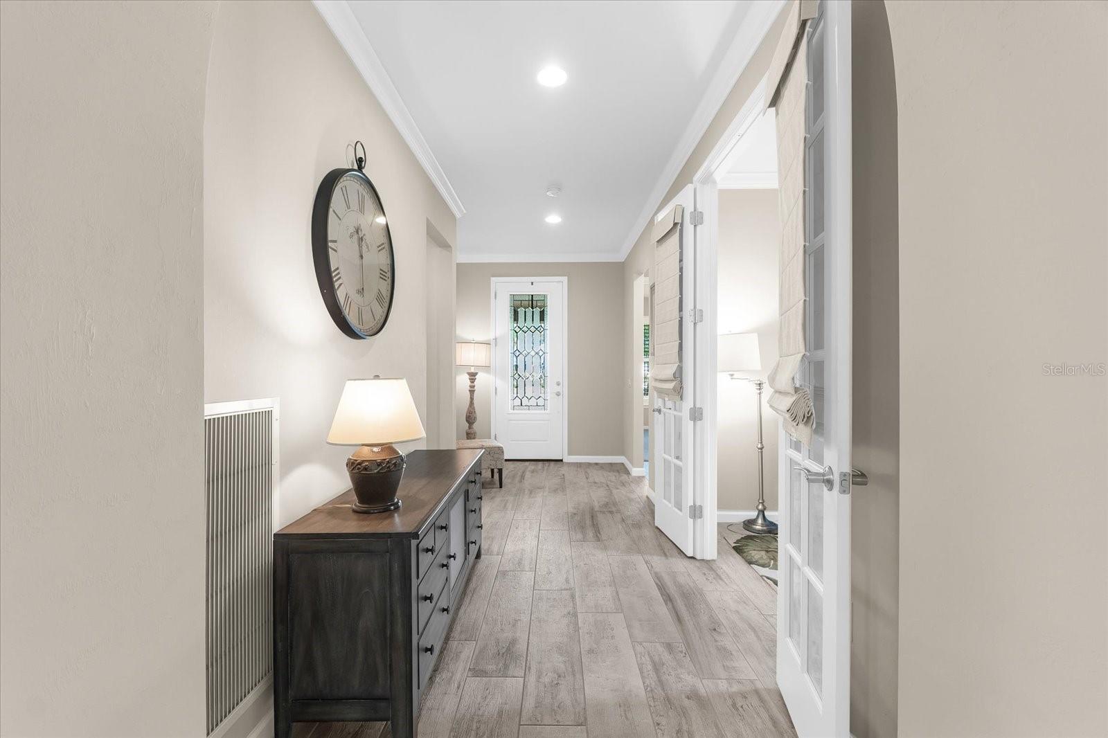 Image 4 of 95 For 17210 Seaford Way