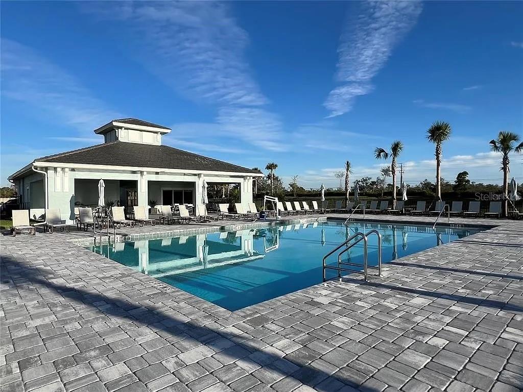 Image 2 of 19 For 2104 Bonito Way