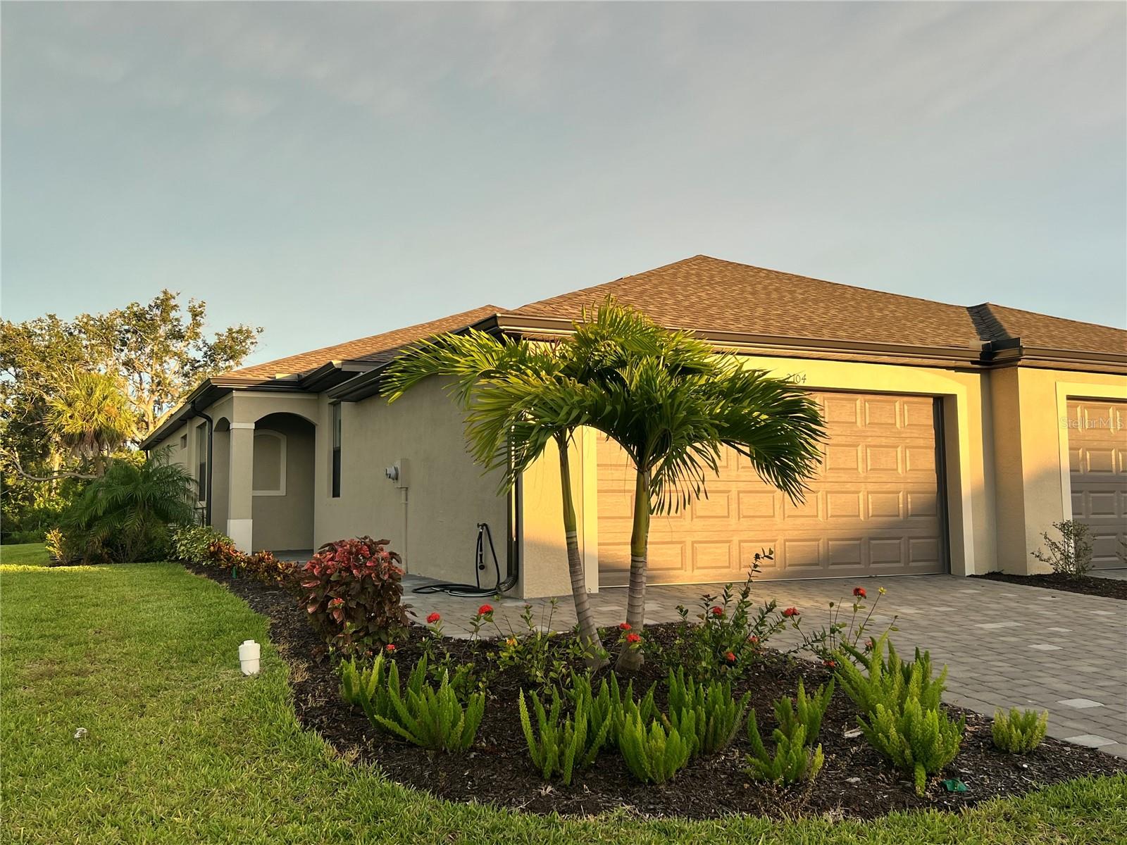 Image 4 of 19 For 2104 Bonito Way