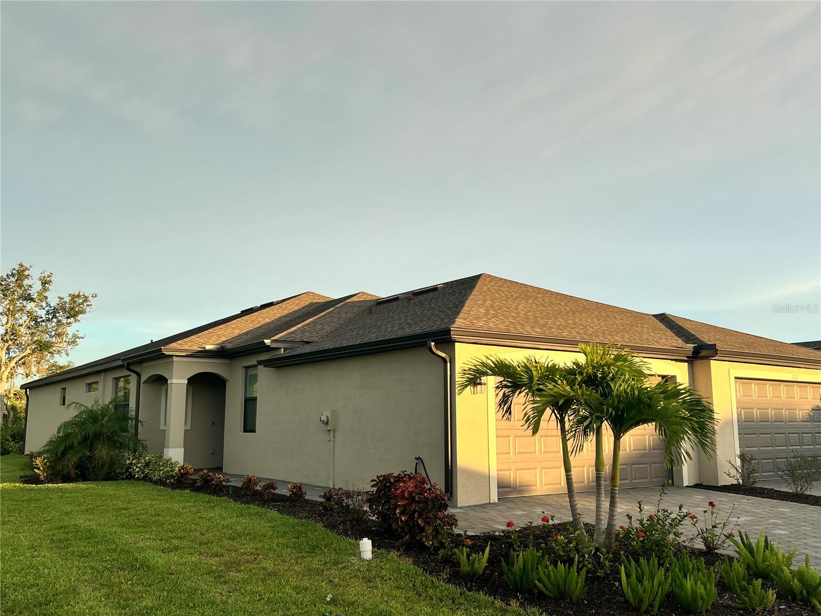 Image 5 of 19 For 2104 Bonito Way