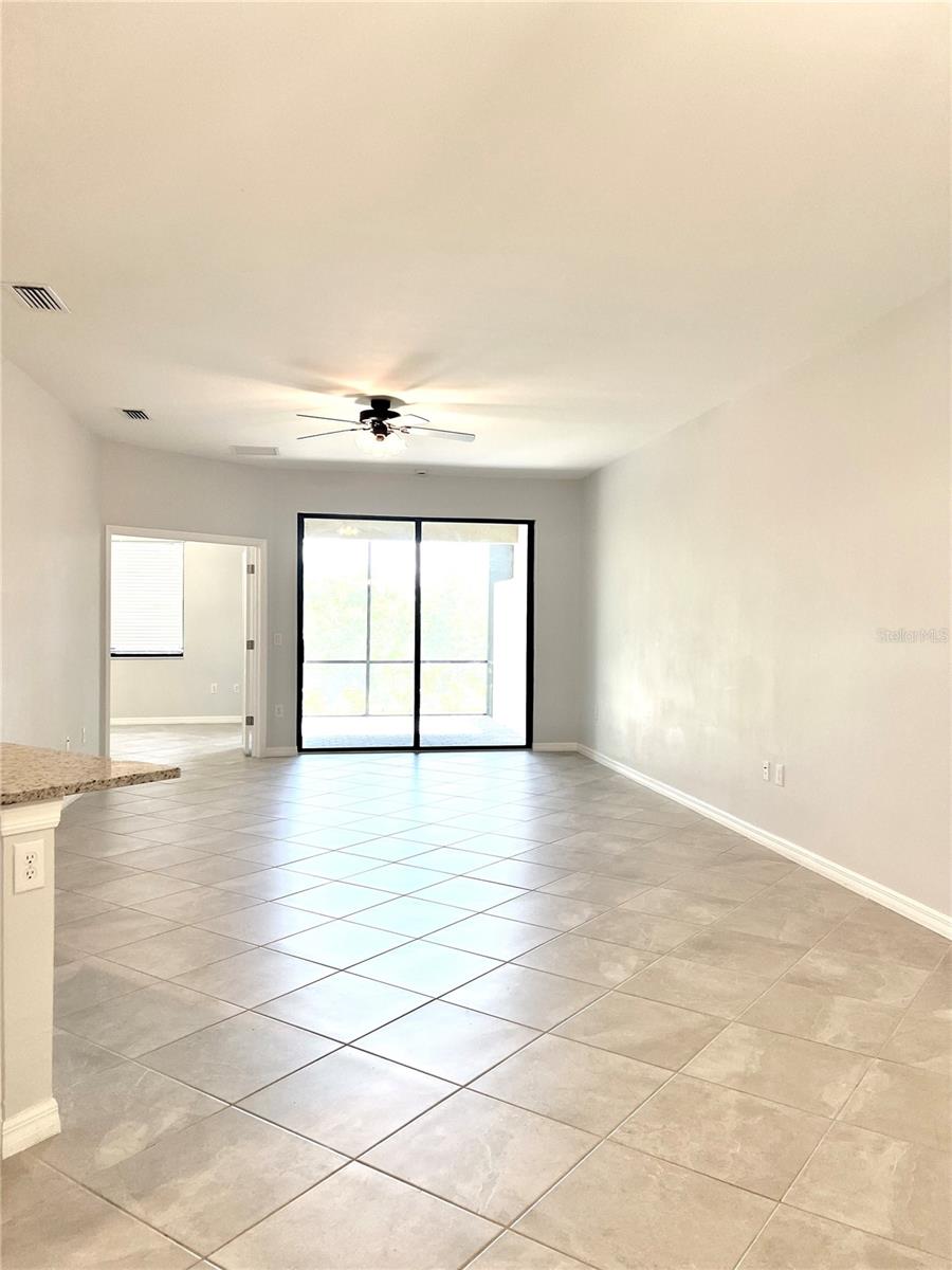 Image 6 of 19 For 2104 Bonito Way