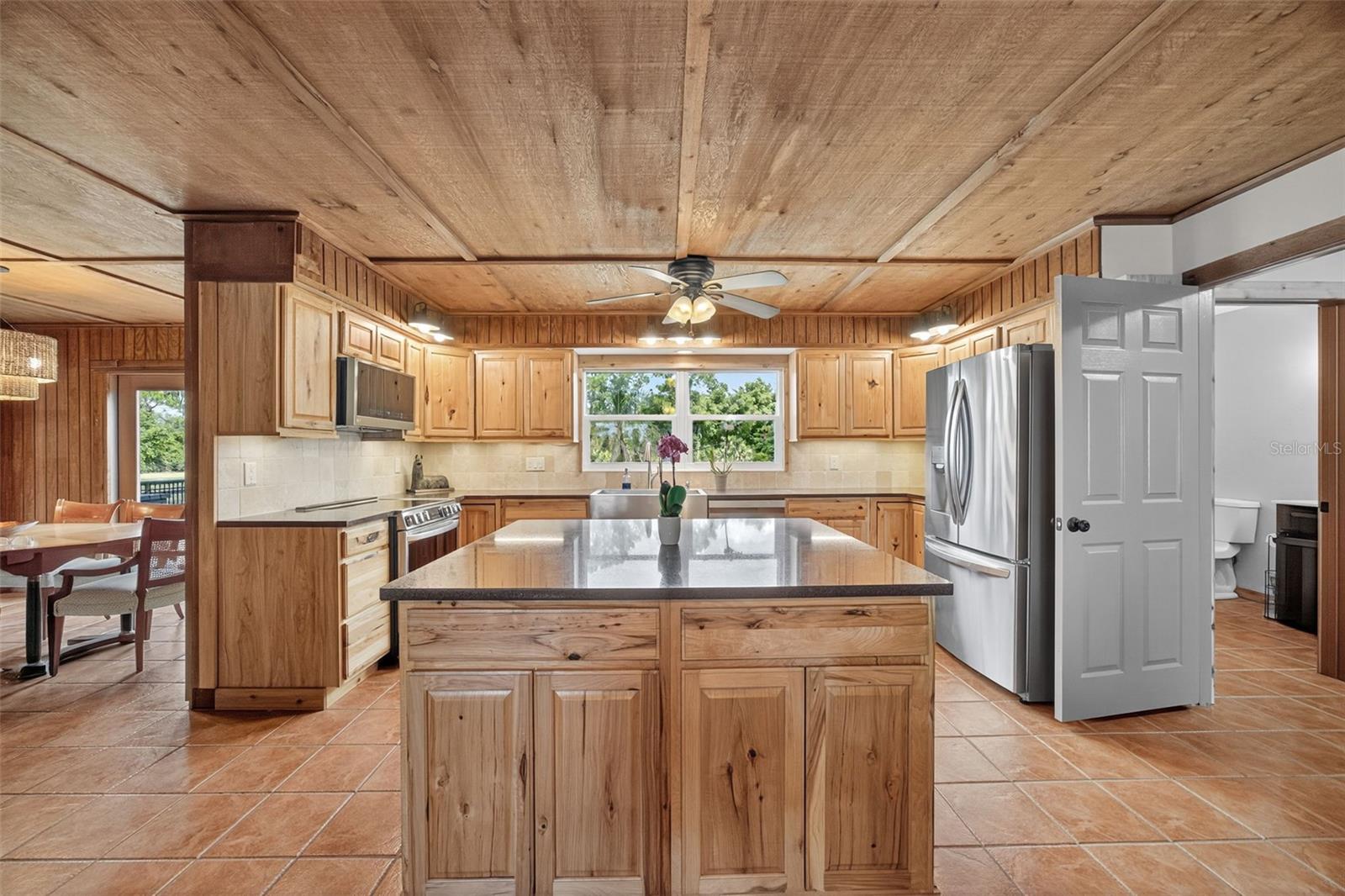 Image 10 of 75 For 7198 Westwood Way