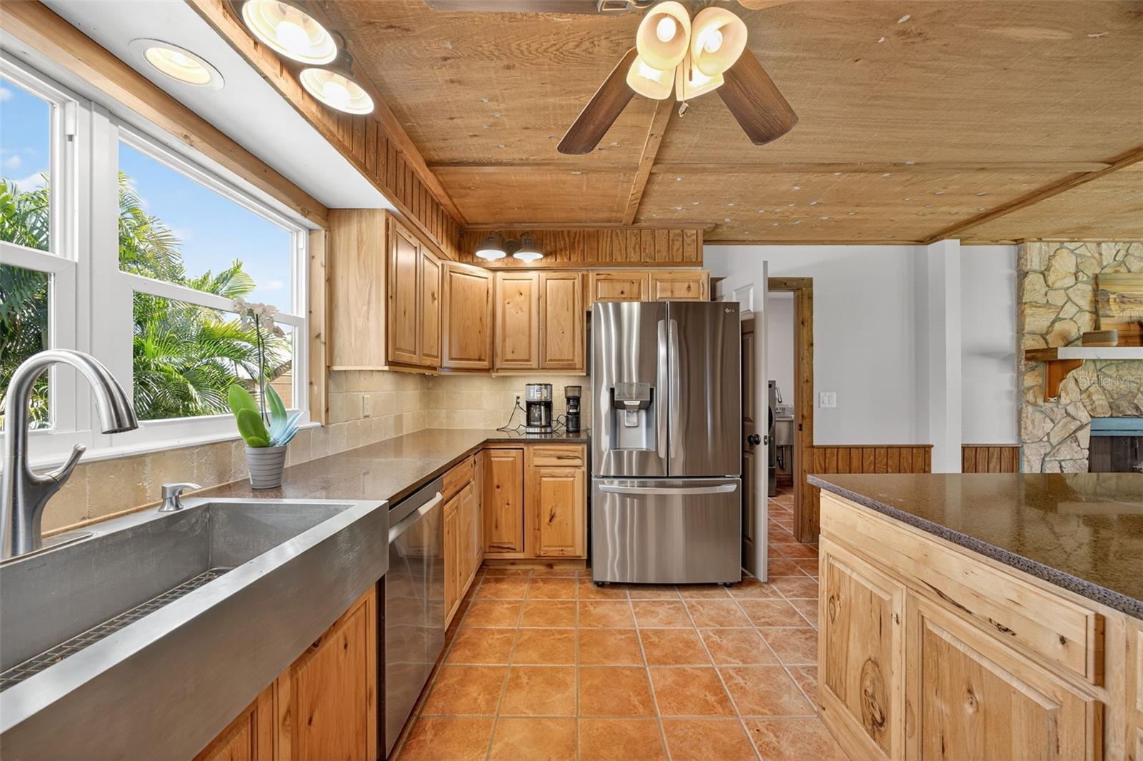 Image 12 of 75 For 7198 Westwood Way