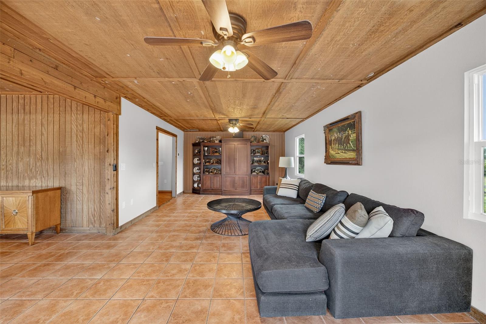 Image 17 of 75 For 7198 Westwood Way