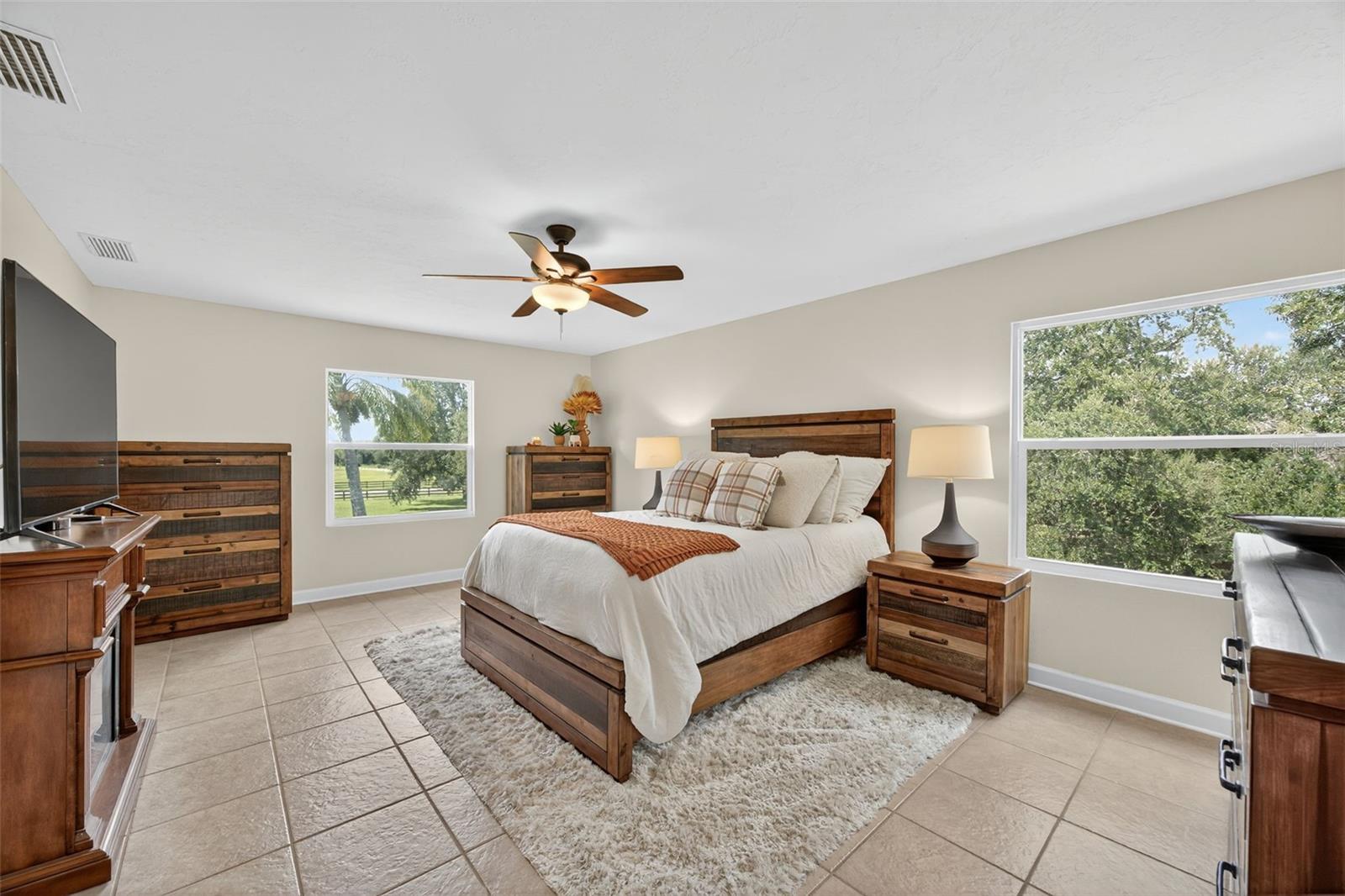 Image 35 of 75 For 7198 Westwood Way