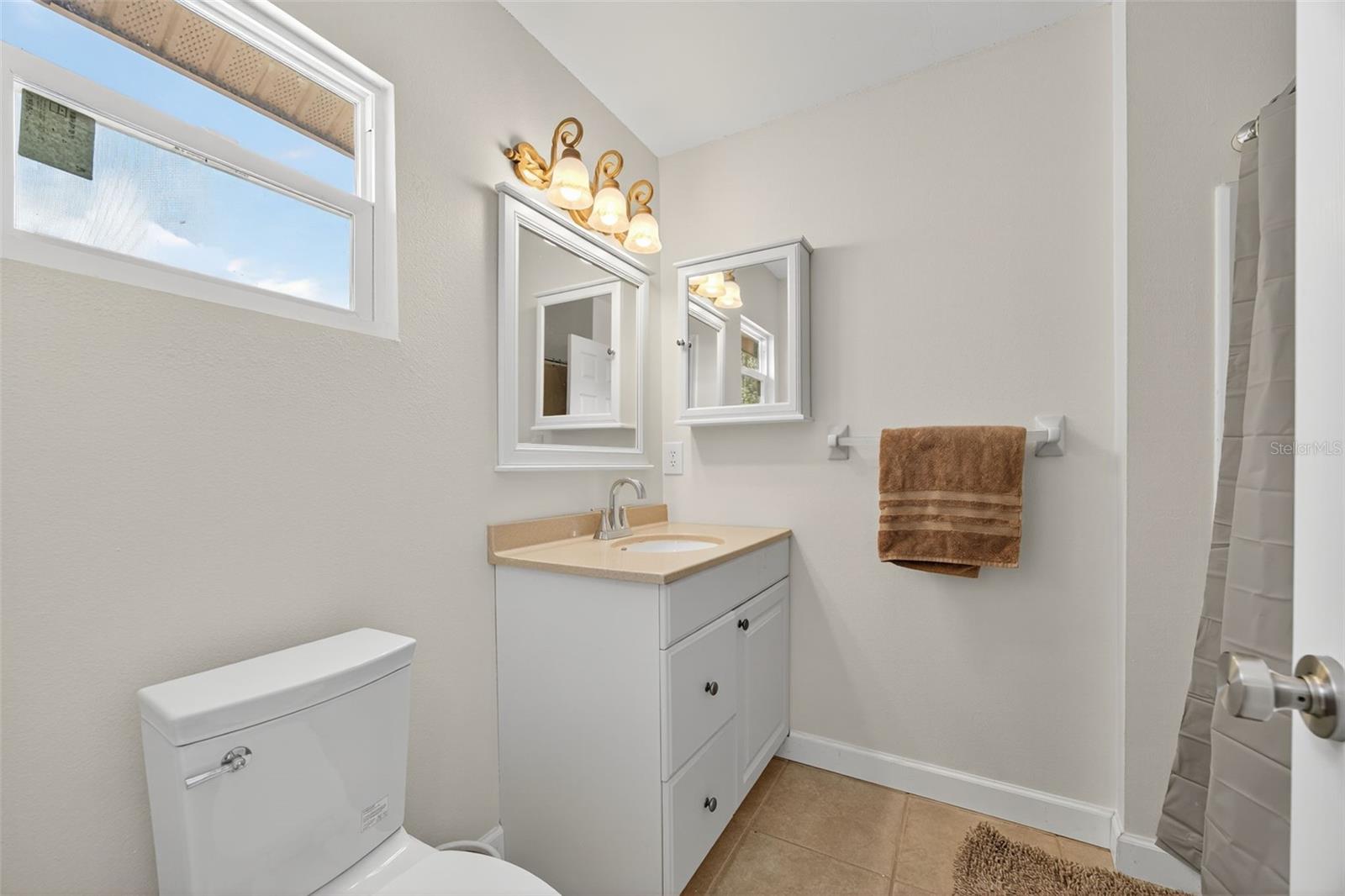 Image 36 of 75 For 7198 Westwood Way
