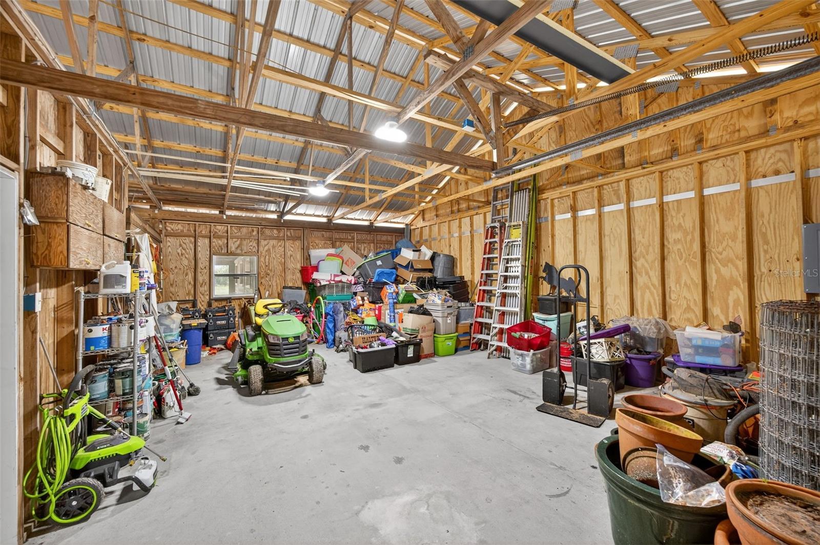 Image 61 of 75 For 7198 Westwood Way