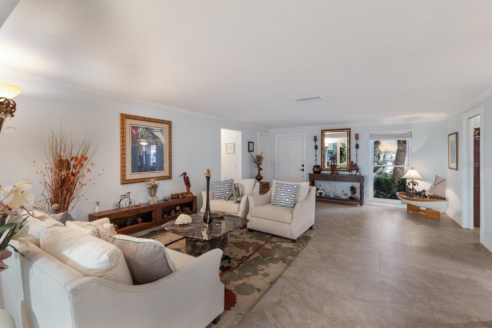 Image 10 of 61 For 646 Key Royale Dr