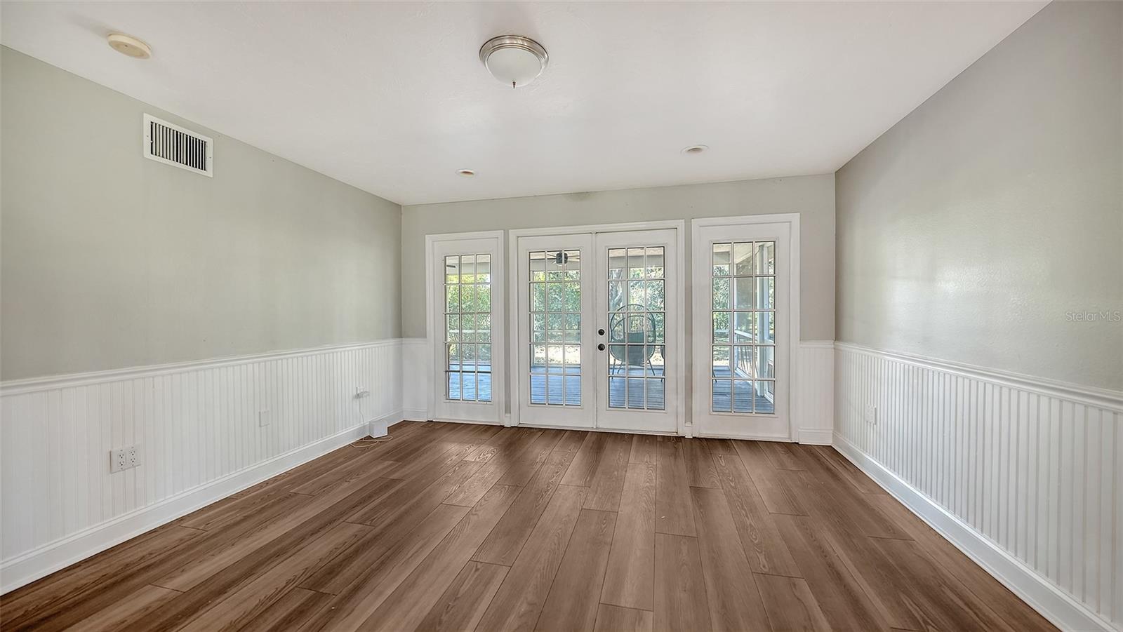 Image 14 of 45 For 7910 Kennedy Lane