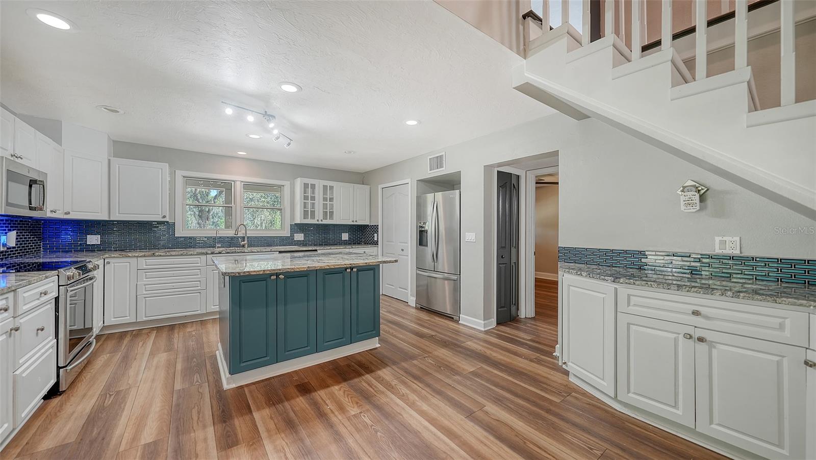 Image 20 of 45 For 7910 Kennedy Lane