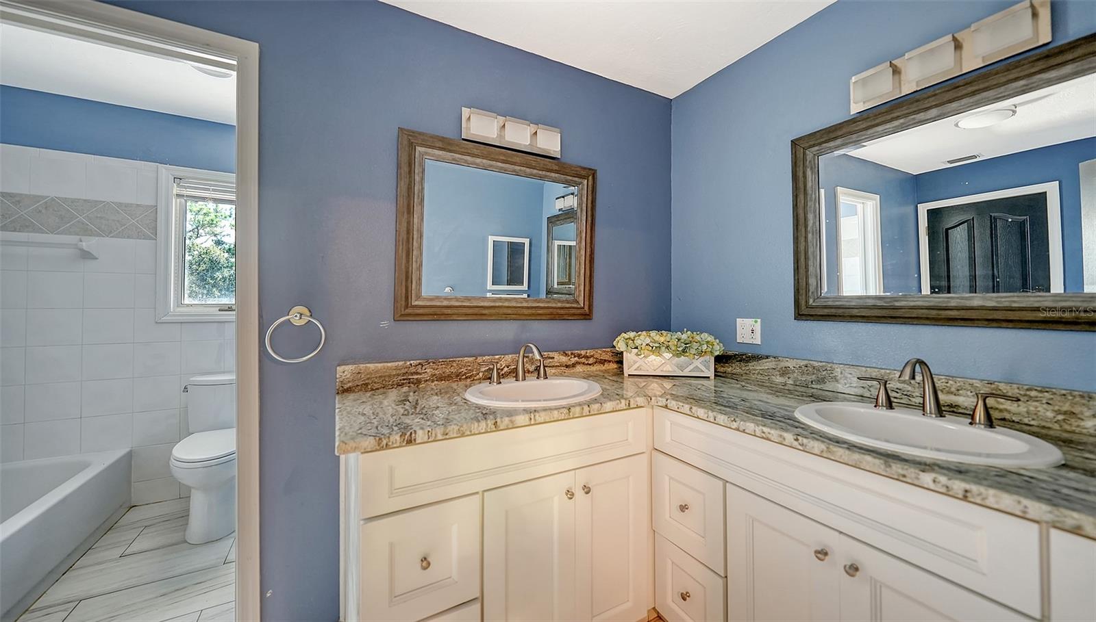 Image 32 of 45 For 7910 Kennedy Lane