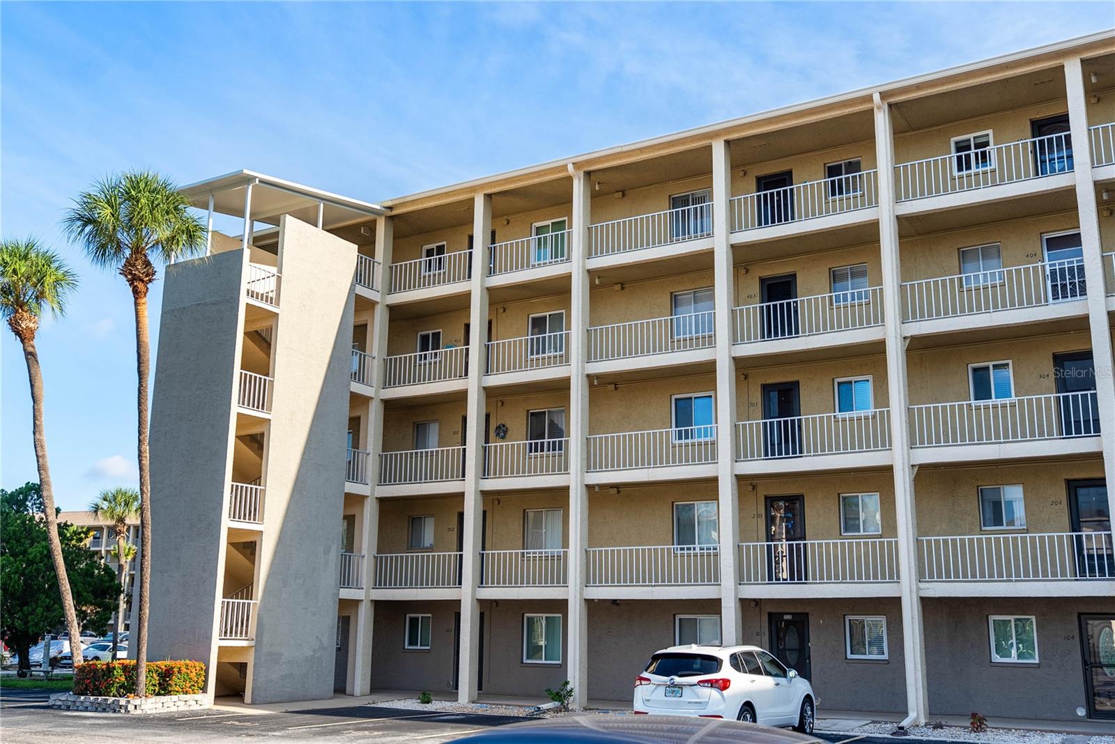 Details for 3653 Lake Bayshore Drive J503, BRADENTON, FL 34205