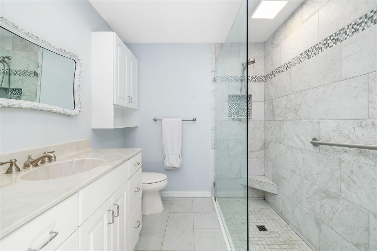Image 18 of 37 For 6502 13th Avenue Drive W 6502
