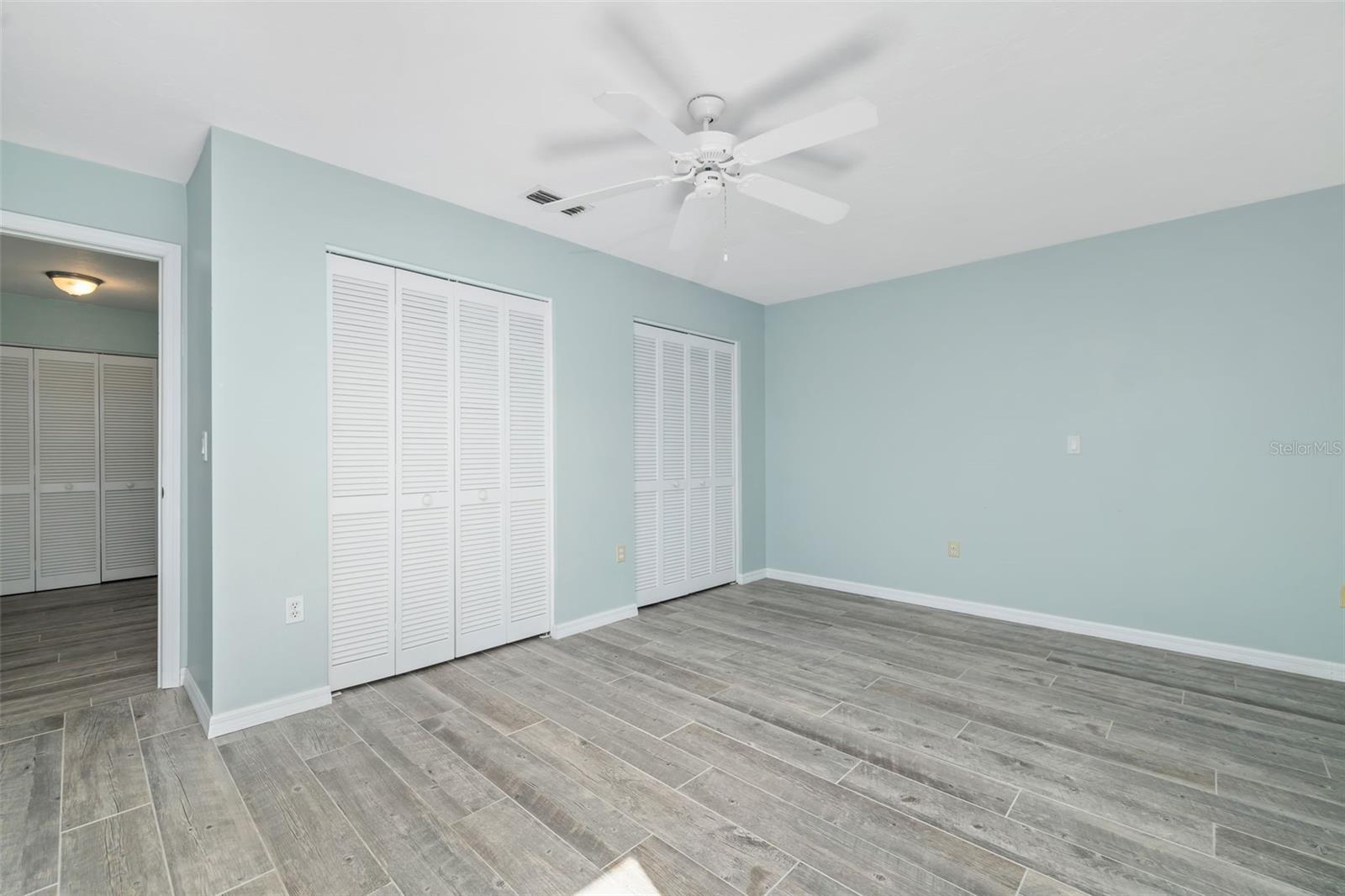 Image 20 of 37 For 6502 13th Avenue Drive W 6502