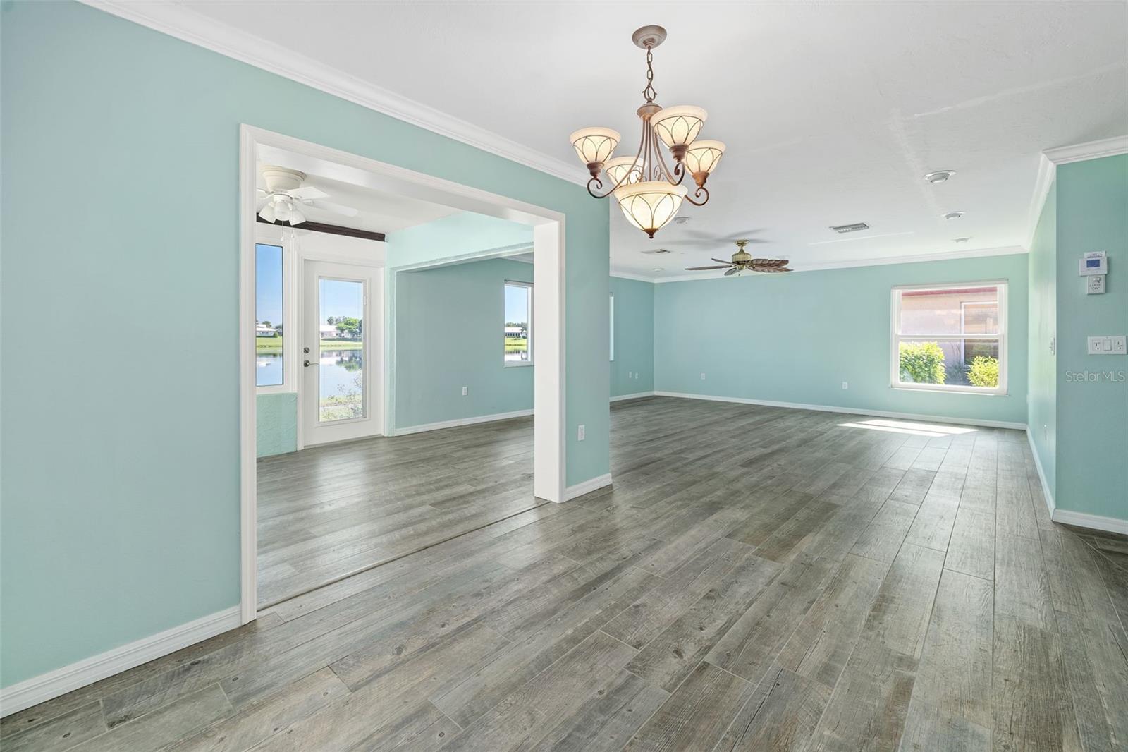 Image 8 of 37 For 6502 13th Avenue Drive W 6502