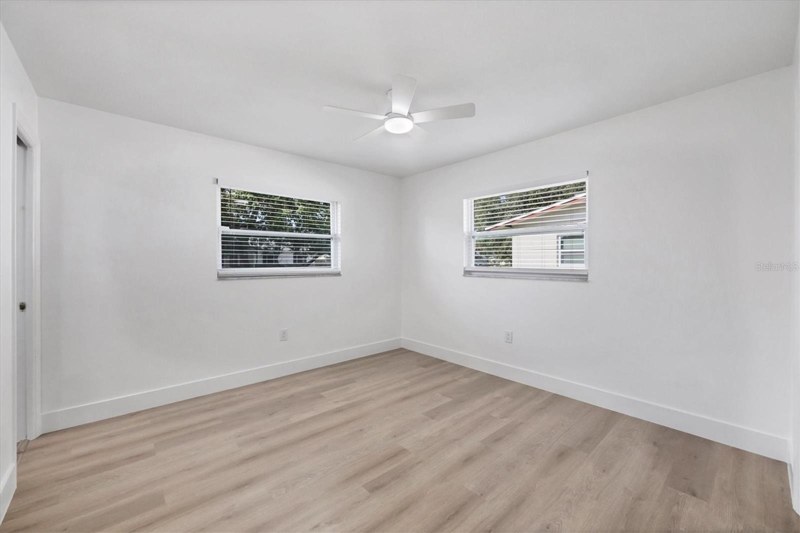 Image 17 of 22 For 4037 Tern Street