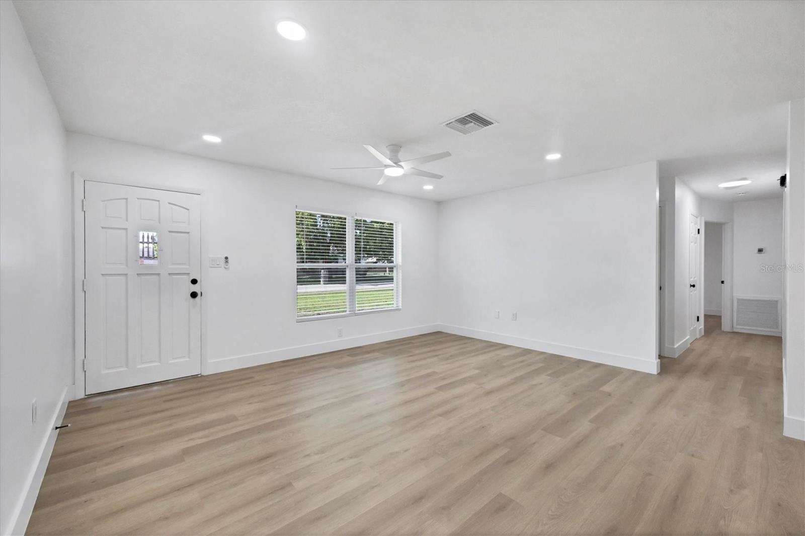 Image 7 of 22 For 4037 Tern Street