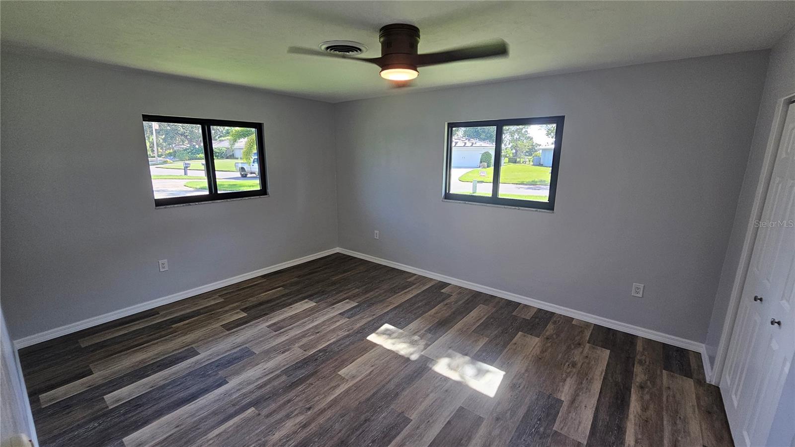 Image 13 of 26 For 3317 Pine Valley Drive