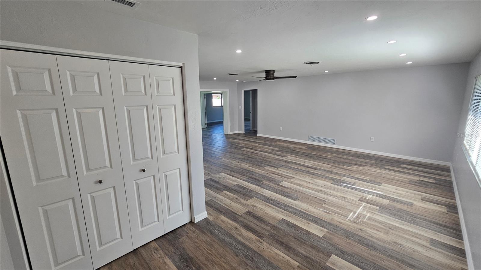 Image 4 of 26 For 3317 Pine Valley Drive