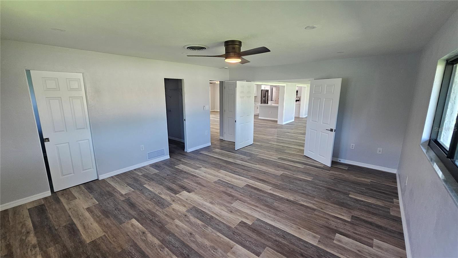Image 8 of 26 For 3317 Pine Valley Drive